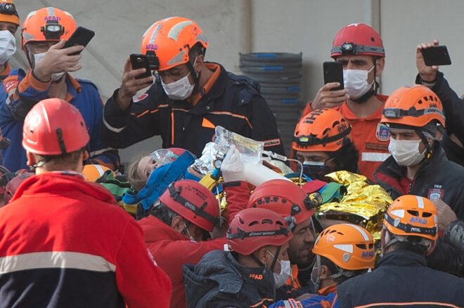 Lee más sobre el artículo Una niña de tres años rescatada con vida 91 horas después del sismo en Turquía